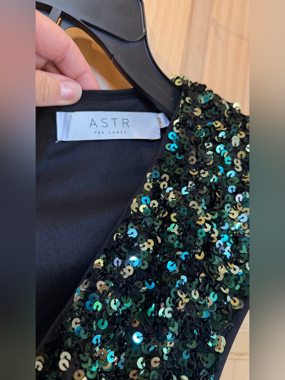 ASTR The Label Melinda Green Sequin V-Neck Mini Dress XS - Picture 7 of 11